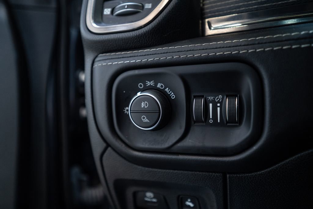 Used 2021 RAM 1500 Limited image 25