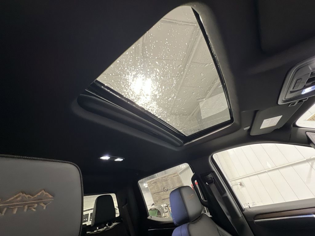 New 2026 Chevrolet Silverado 1500 High Country w/ Technology Package image 17