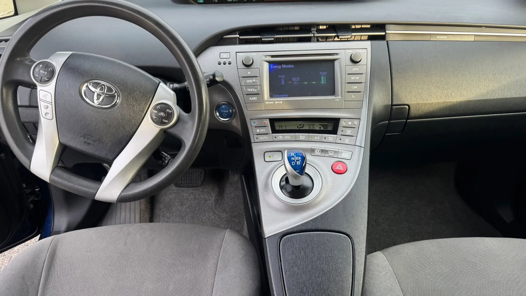 Used 2014 Toyota Prius Three FWD image 17