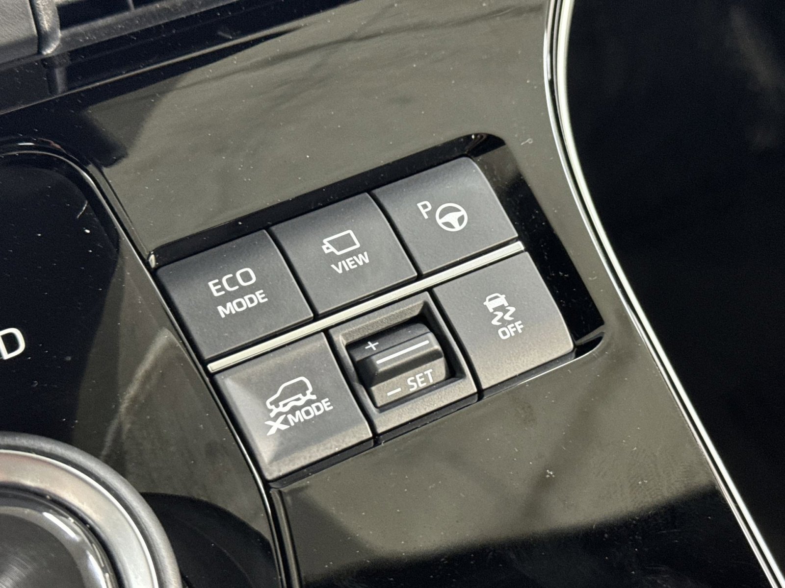 Used 2024 Toyota bZ4X Limited w/ Weather Package image 37