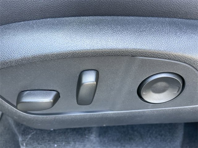 New 2026 Chevrolet Traverse LT w/ Driver Confidence Package image 12