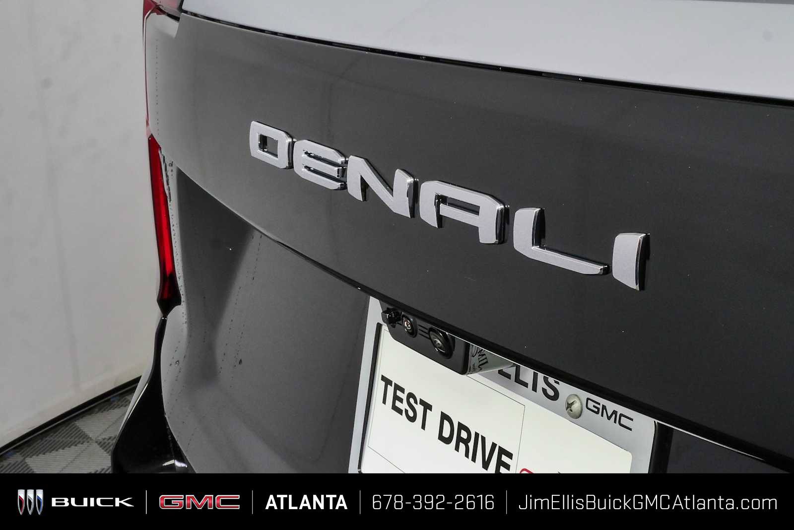 New 2026 GMC Yukon Denali w/ Denali Reserve Package AWD/4WD image 39