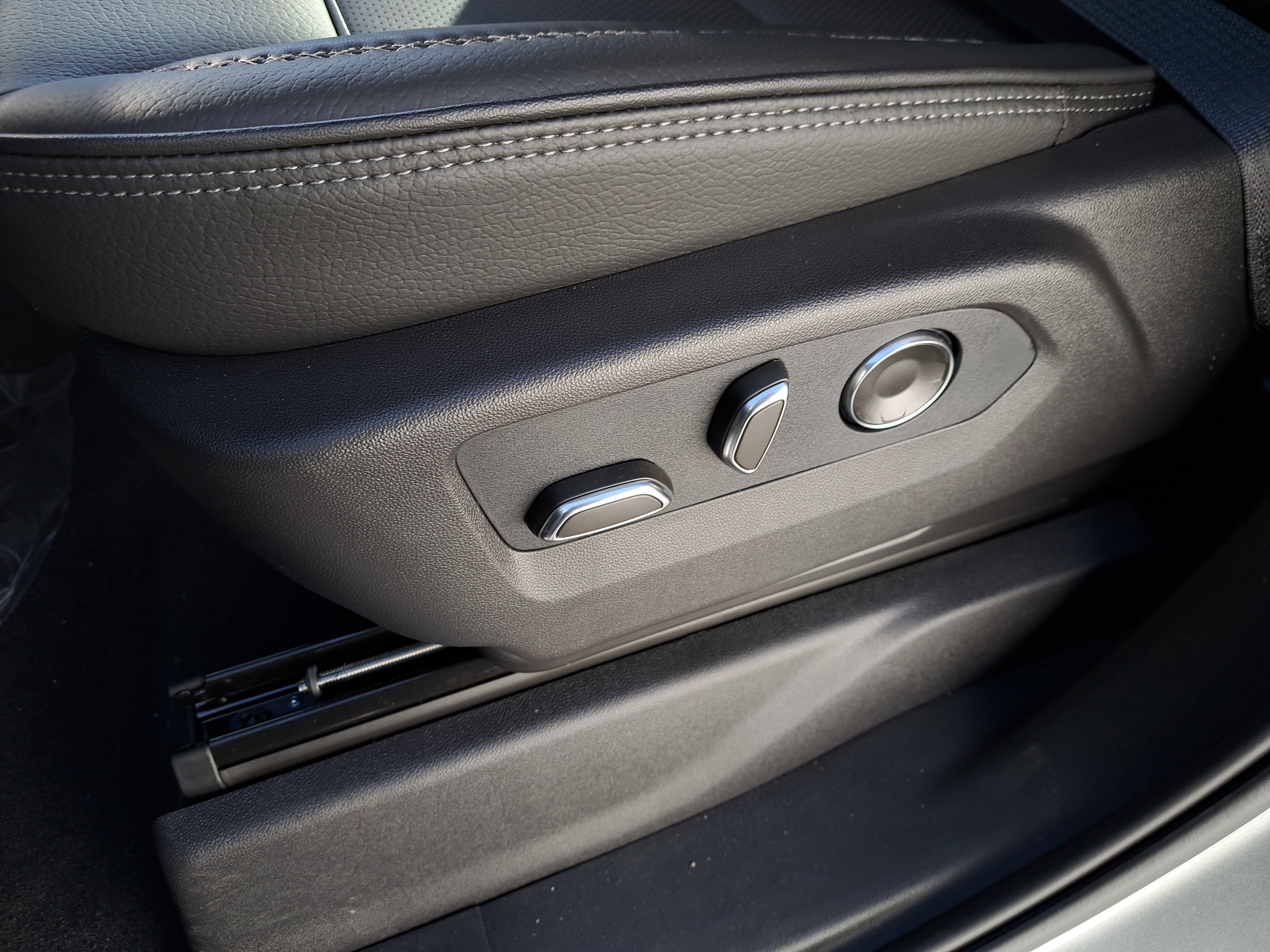 New 2026 GMC Sierra 2500 Denali w/ Denali Reserve Package image 23