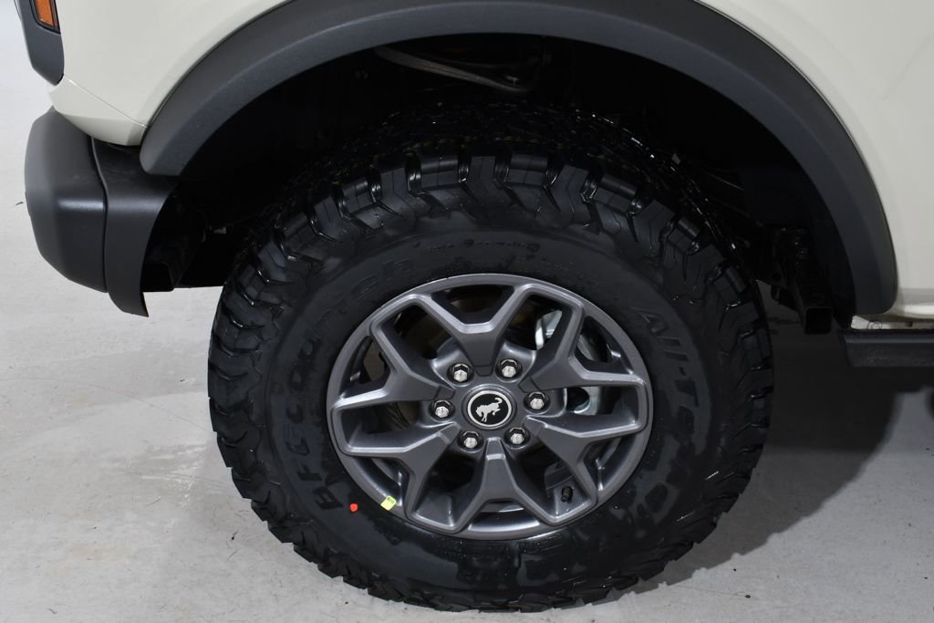 New 2025 Ford Bronco Badlands image 24