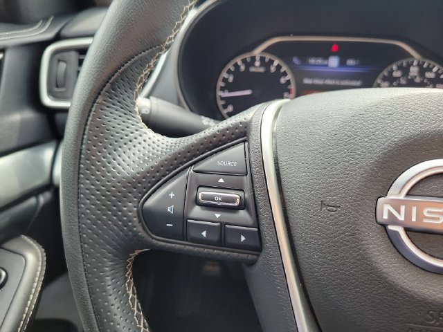 Used 2023 Nissan Maxima SV w/ Floor Mat Group FWD image 21
