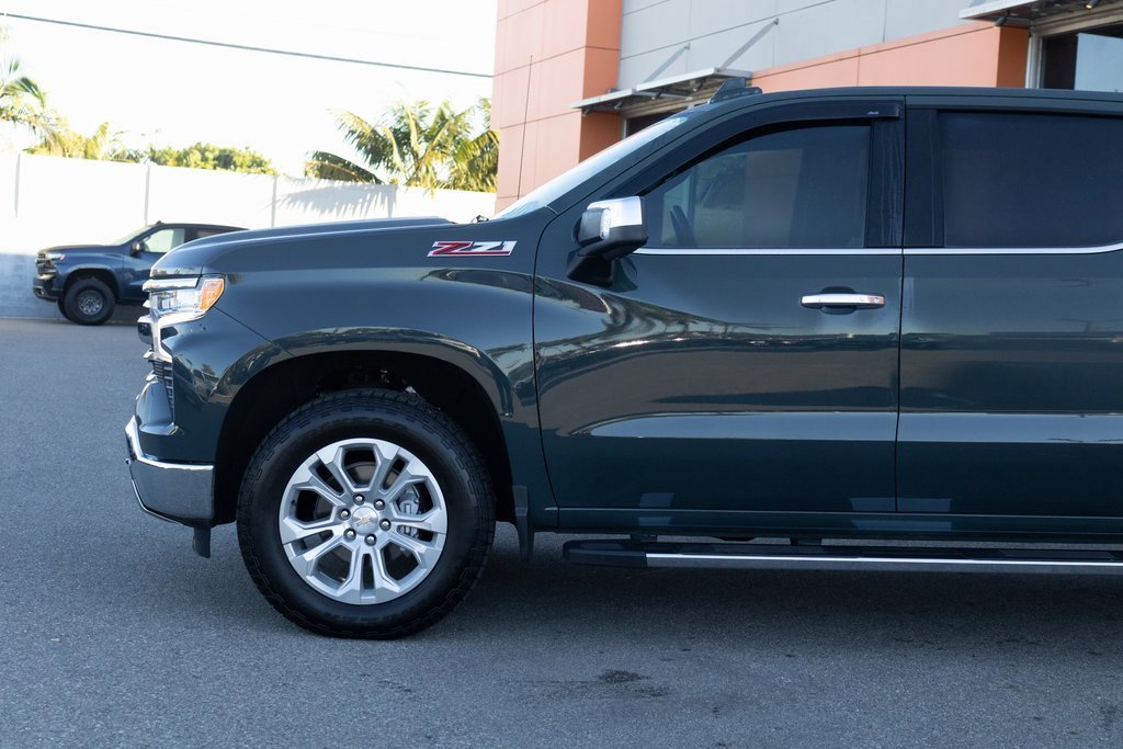 Used 2025 Chevrolet Silverado 1500 LTZ w/ LTZ Premium Package image 8