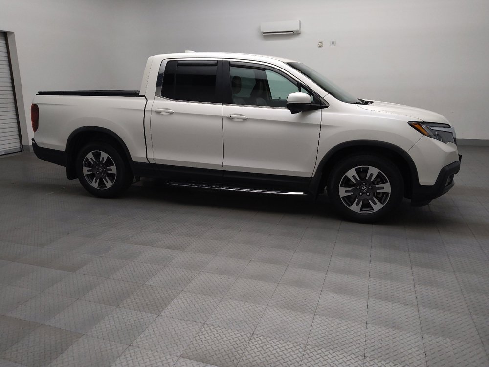 Used 2017 Honda Ridgeline RTL-T image 11