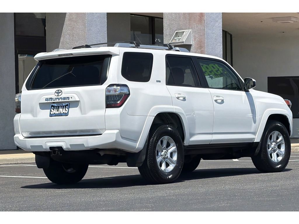Used 2017 Toyota 4Runner SR5 image 4