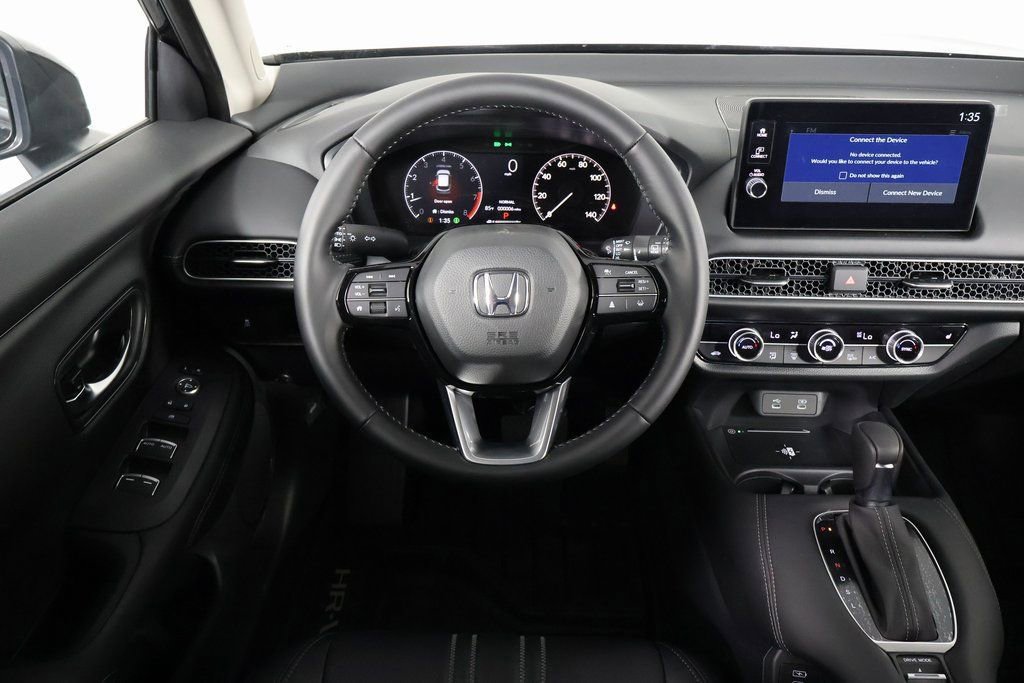 New 2026 Honda HR-V EX-L image 3
