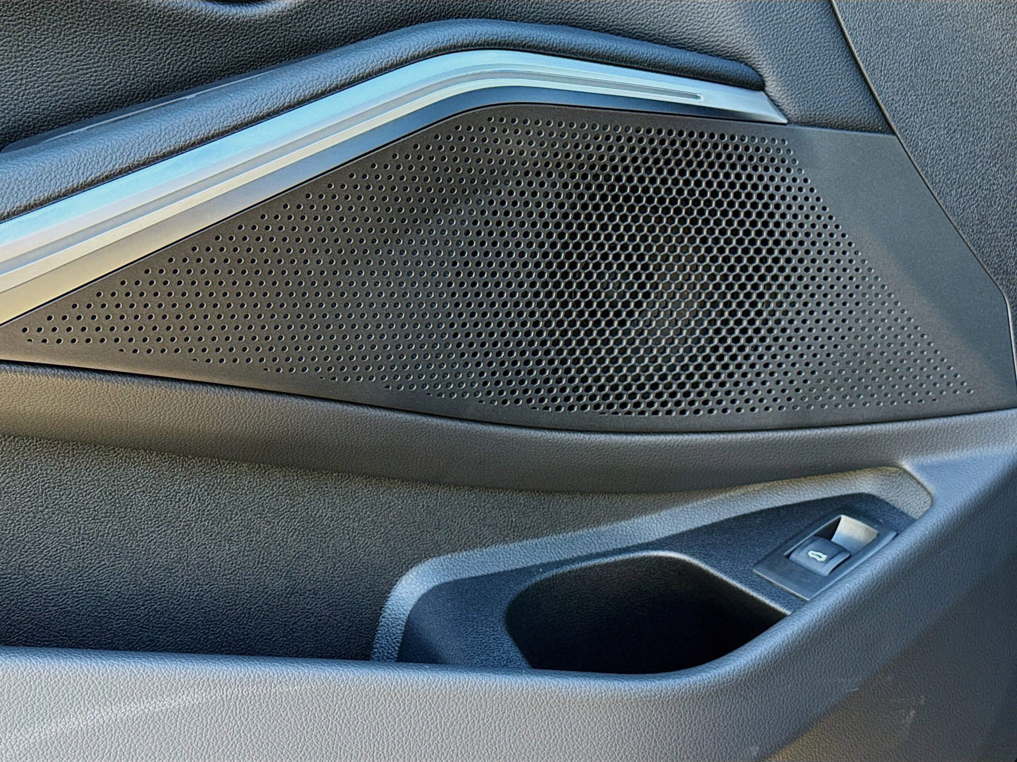 New 2026 BMW 330i 330i NA image 24