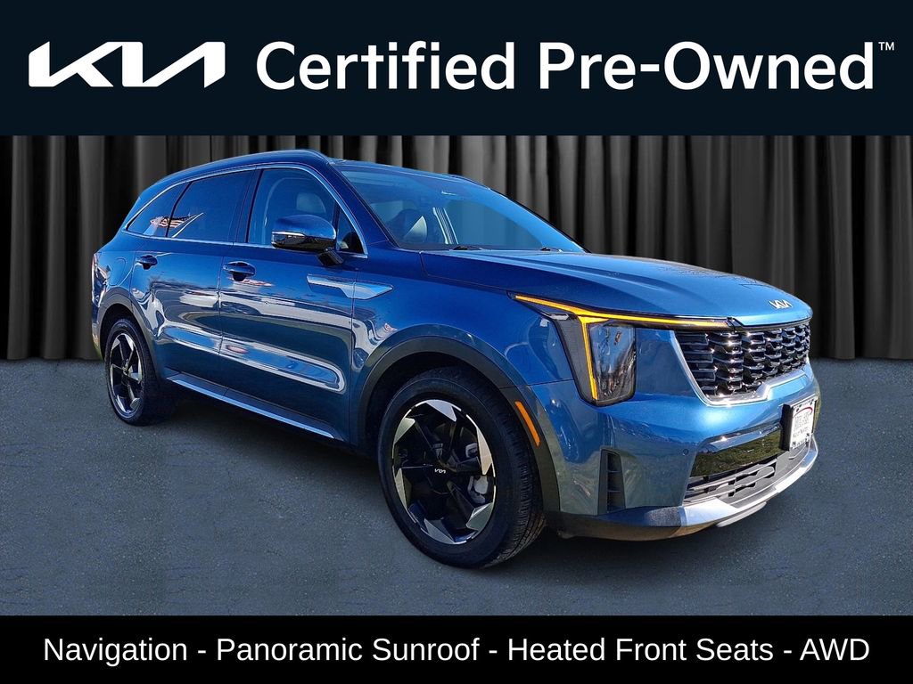 Certified 2025 Kia Sorento EX w/ EX Panoramic Sunroof Package
