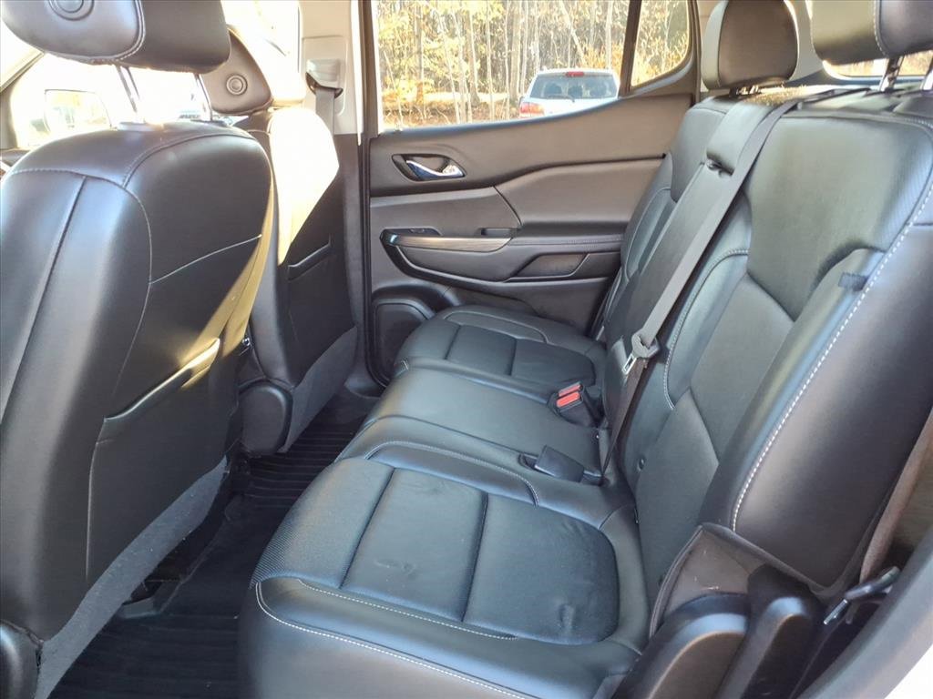 Used 2023 GMC Acadia SLT image 15