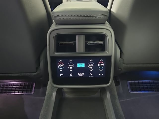 Certified 2020 Porsche Taycan Turbo AWD/4WD image 26