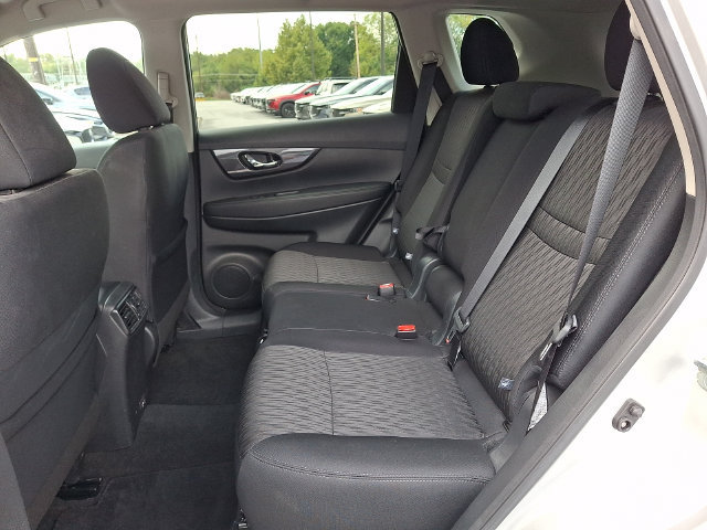 Used 2020 Nissan Rogue S w/ Special Edition Package AWD/4WD image 11