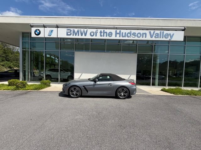 New 2026 BMW Z4 sDrive30i w/ Premium Package RWD image 1