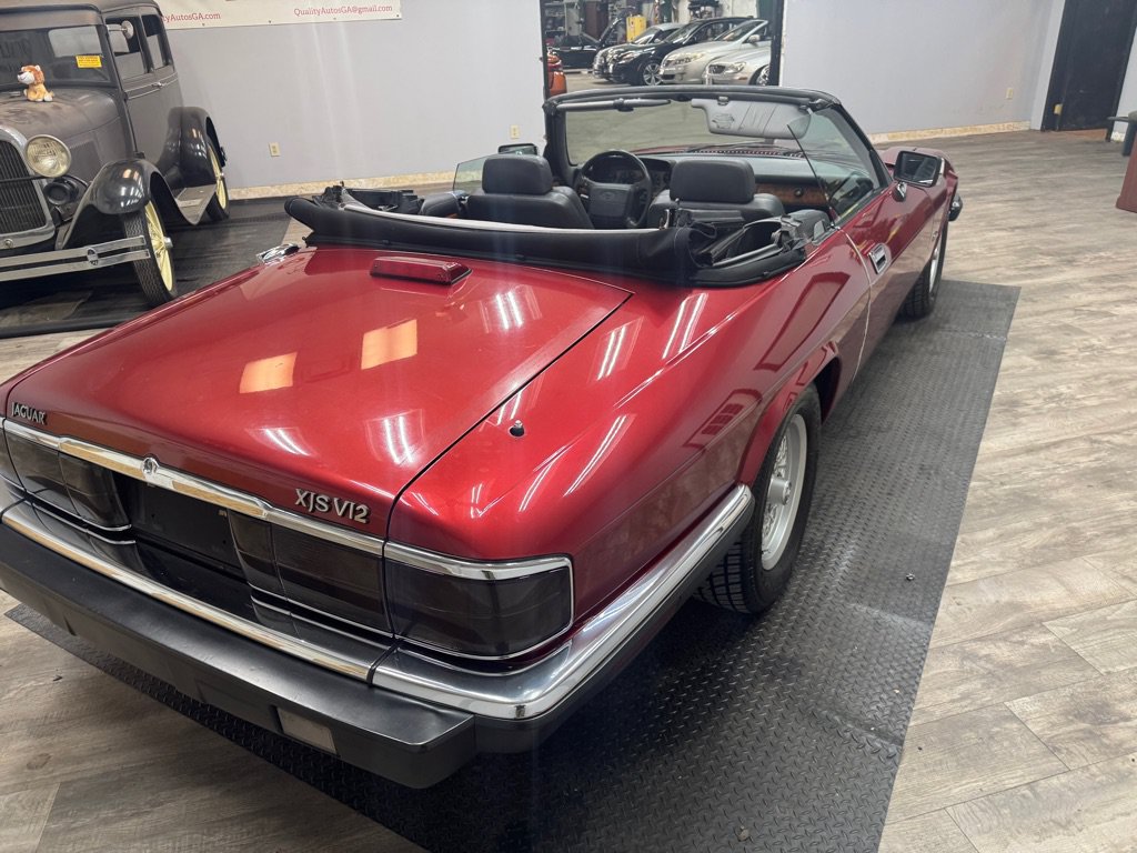 Used 1992 Jaguar XJS V12 Convertible RWD image 39