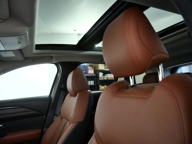 Used 2025 MAZDA CX-50 Meridian Edition AWD/4WD image 18