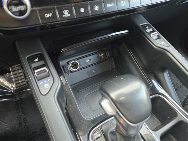 Used 2022 Kia Telluride SX w/ SX Prestige Package image 18