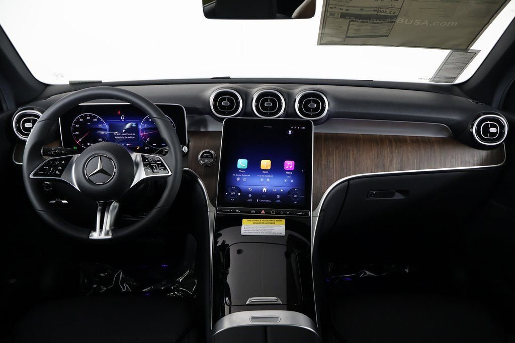 New 2026 Mercedes-Benz GLC 300 image 4