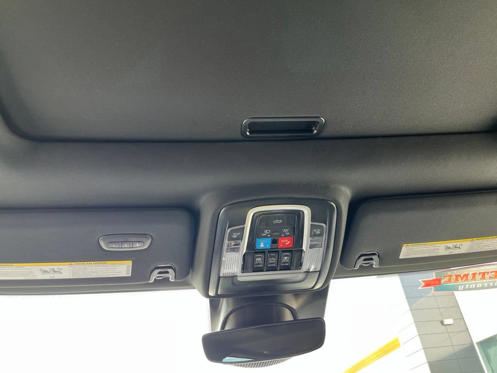 New 2026 RAM 2500 Laramie AWD/4WD image 11