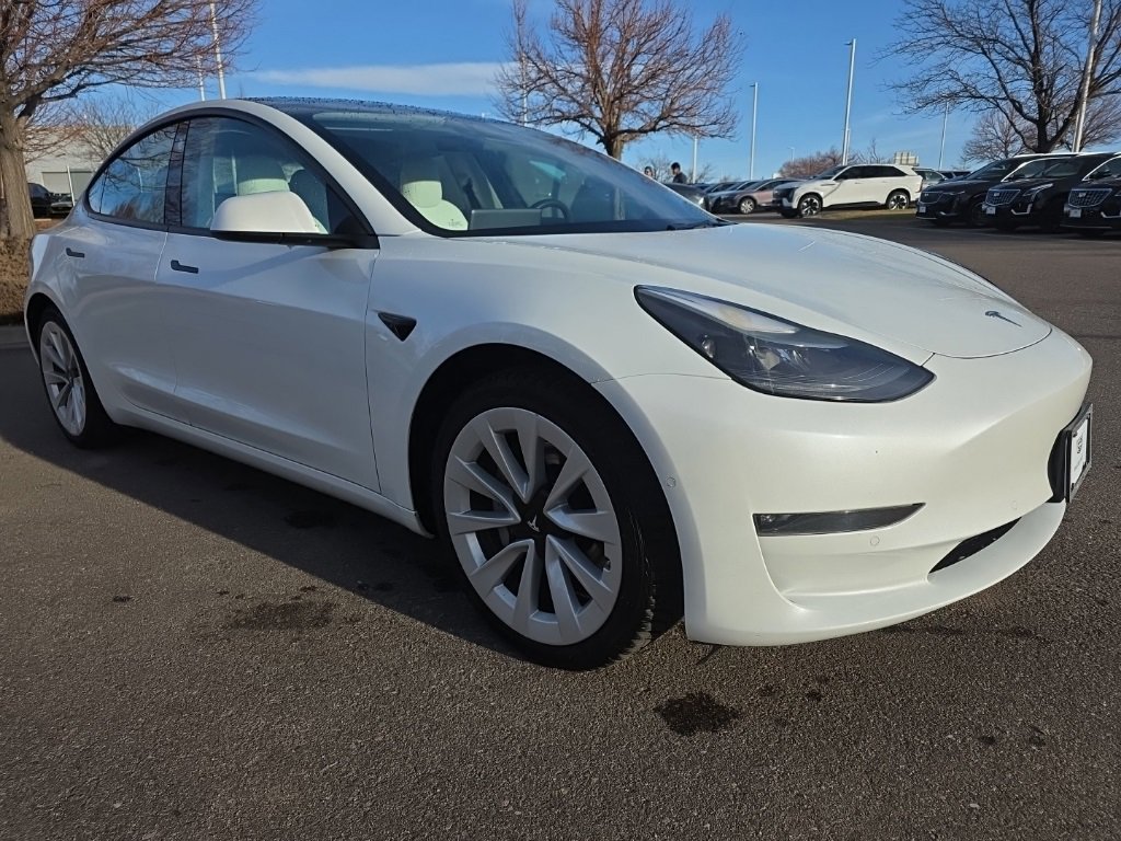 Used 2022 Tesla Model 3 Long Range image 9