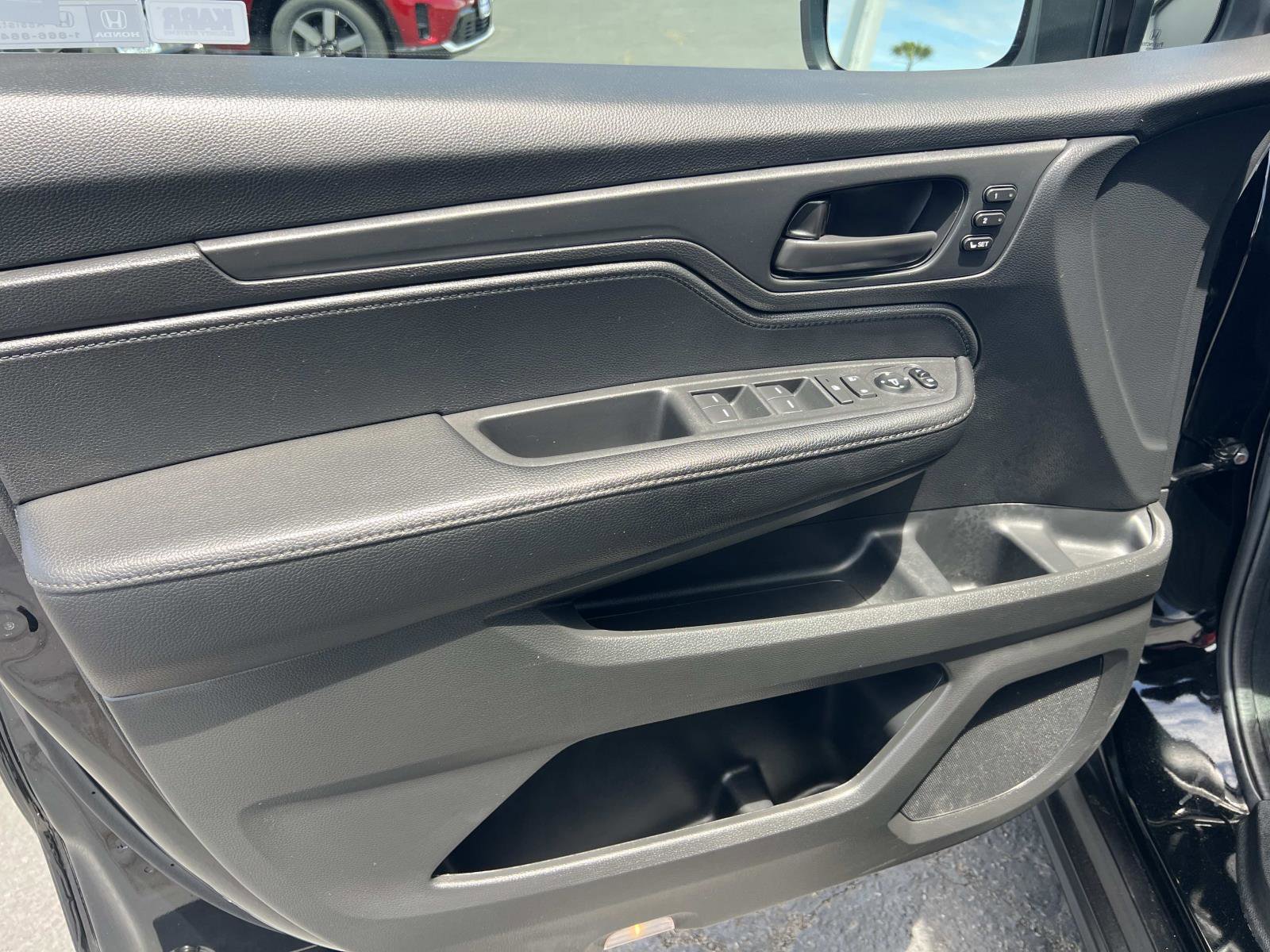 Used 2024 Honda Odyssey EX-L image 6