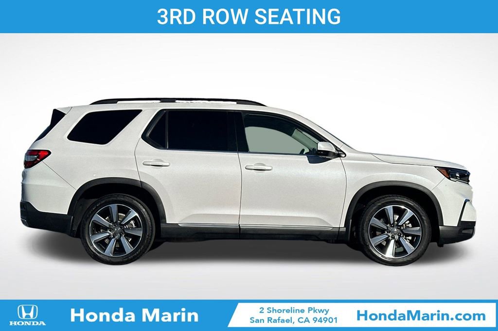 Used 2023 Honda Pilot Elite image 4