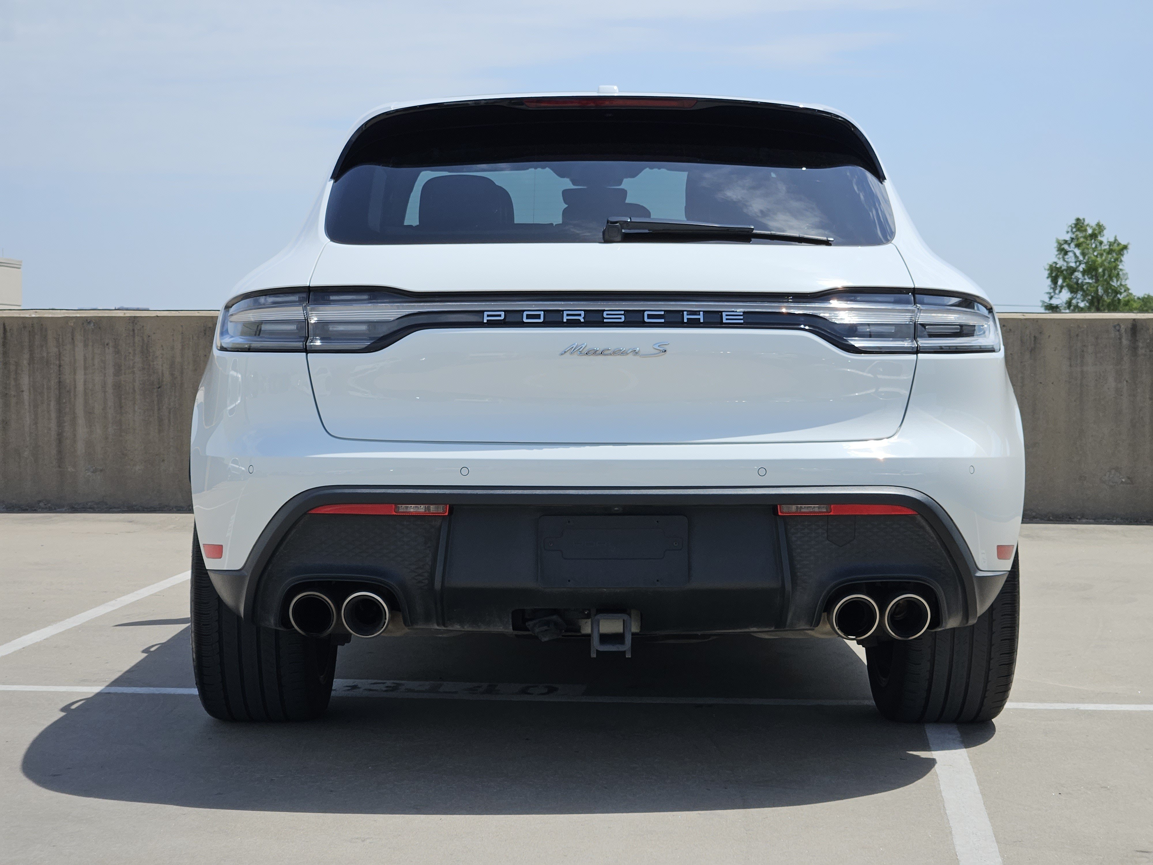 Certified 2023 Porsche Macan S AWD/4WD image 7
