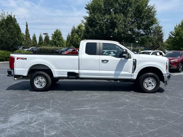 Used 2024 Ford F250 XL w/ FX4 Off-Road Package AWD/4WD image 3