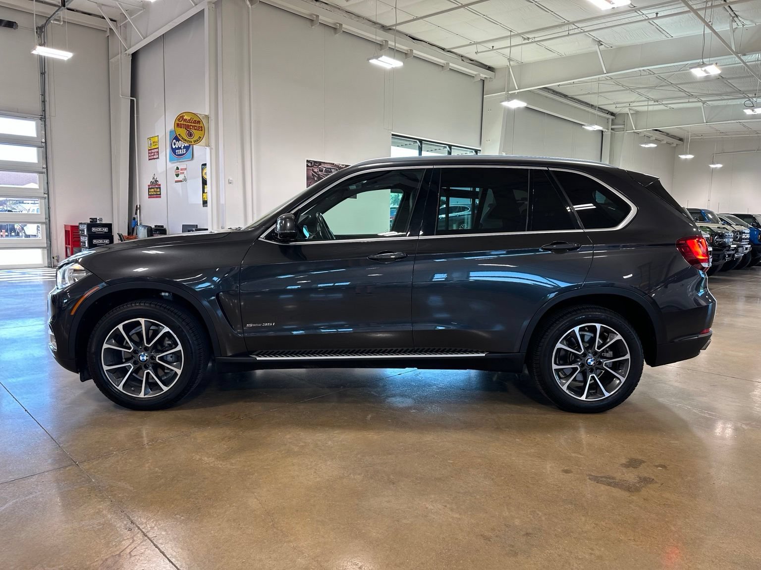 Used 2018 BMW X5 sDrive35i RWD image 5