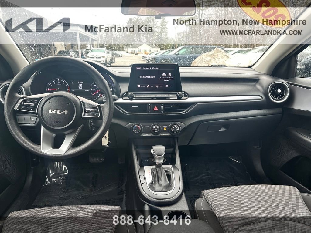 Used 2023 Kia Forte LX image 14
