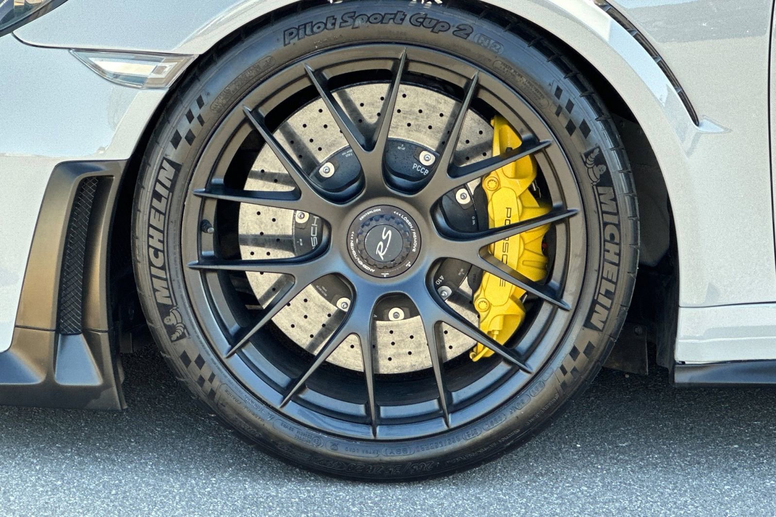 Used 2018 Porsche 911 GT2 RS w/ Weissach Package image 43