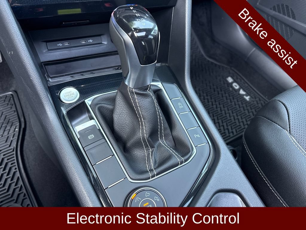 Used 2026 Volkswagen Taos SEL AWD/4WD image 14