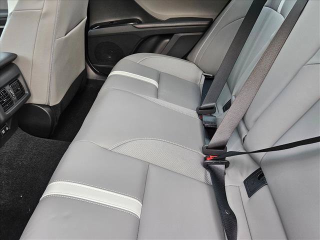 New 2026 Toyota Camry SE FWD image 14