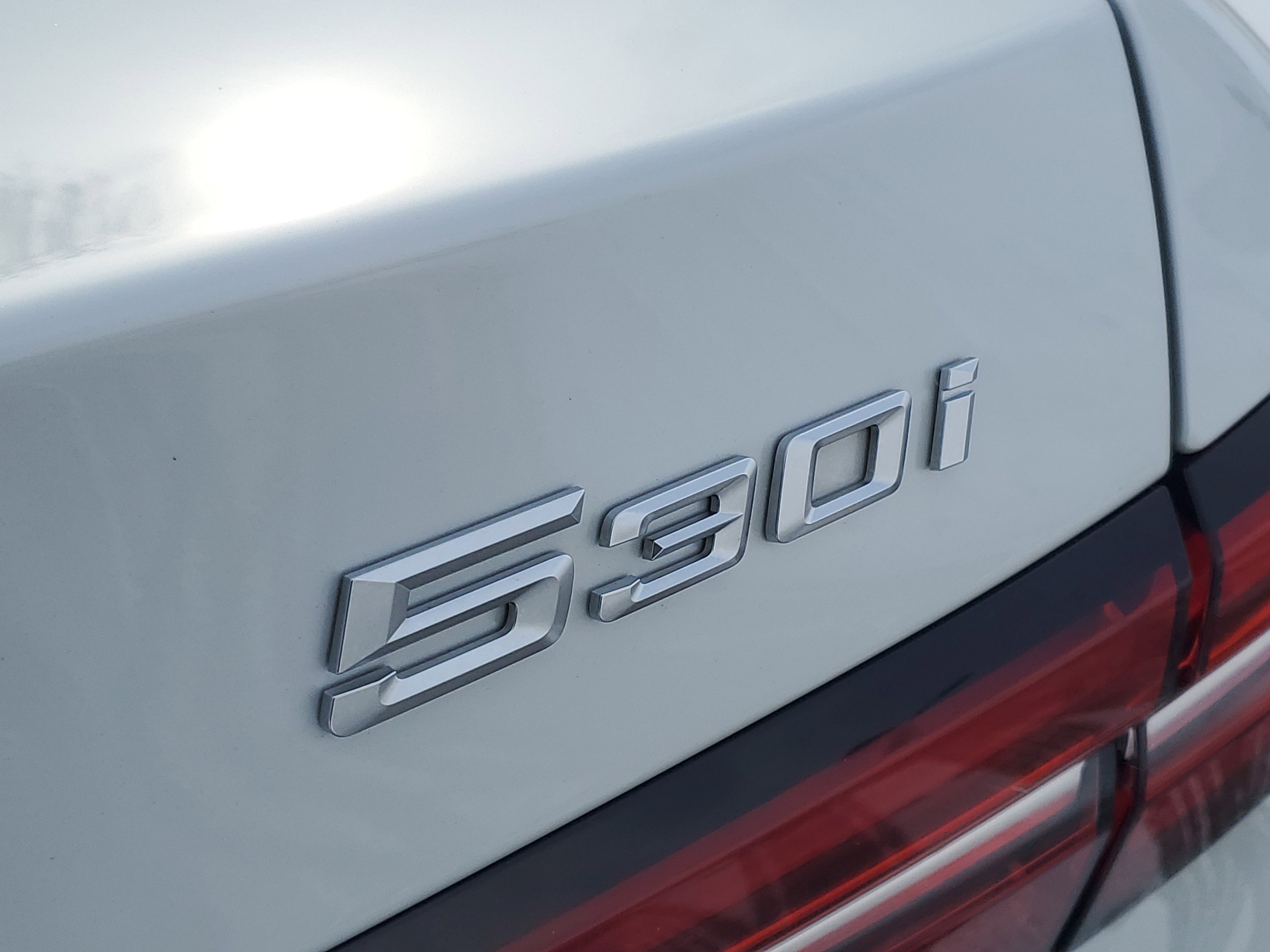 Certified 2024 BMW 530i xDrive w/ Premium Package image 30