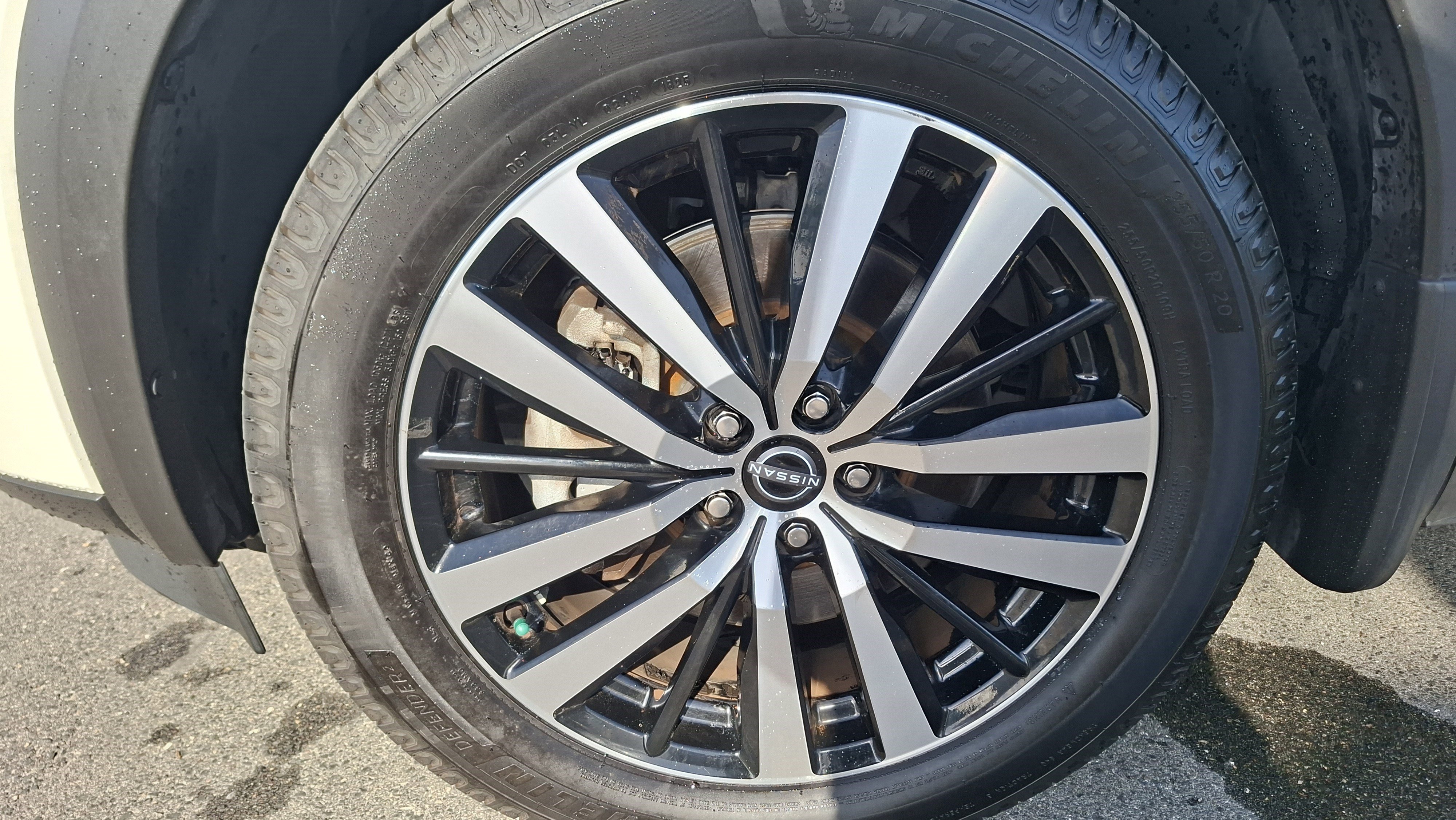 Used 2023 Nissan Pathfinder Platinum AWD/4WD image 25