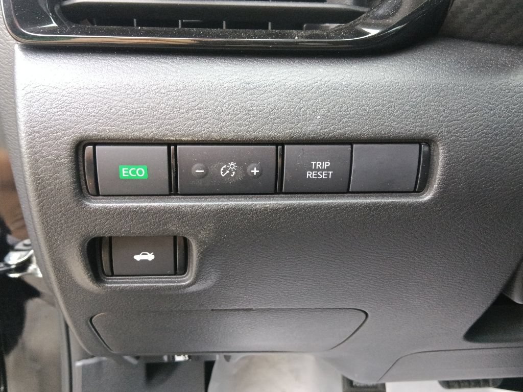 Used 2025 Nissan Sentra SV w/ Trunk Package FWD image 17