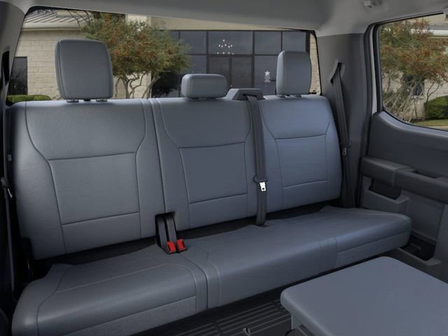 New 2026 Ford F550 4x4 Supercab Super Duty image 31