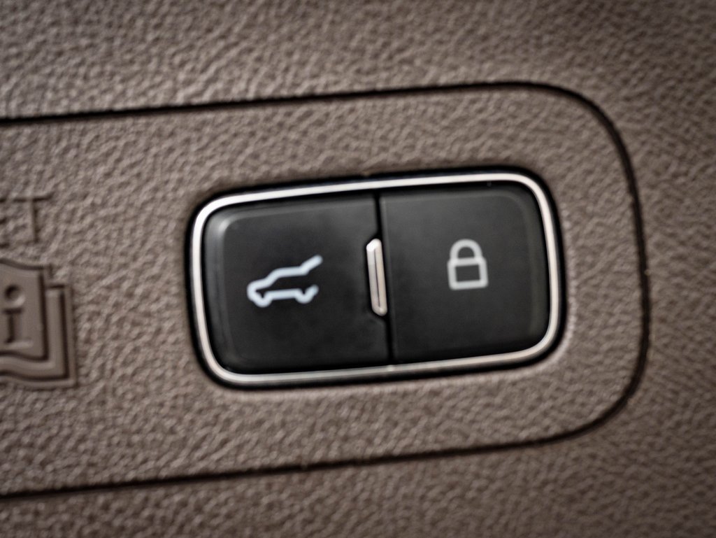 Used 2022 Lincoln Aviator Grand Touring w/ Equipment Group 301A image 20