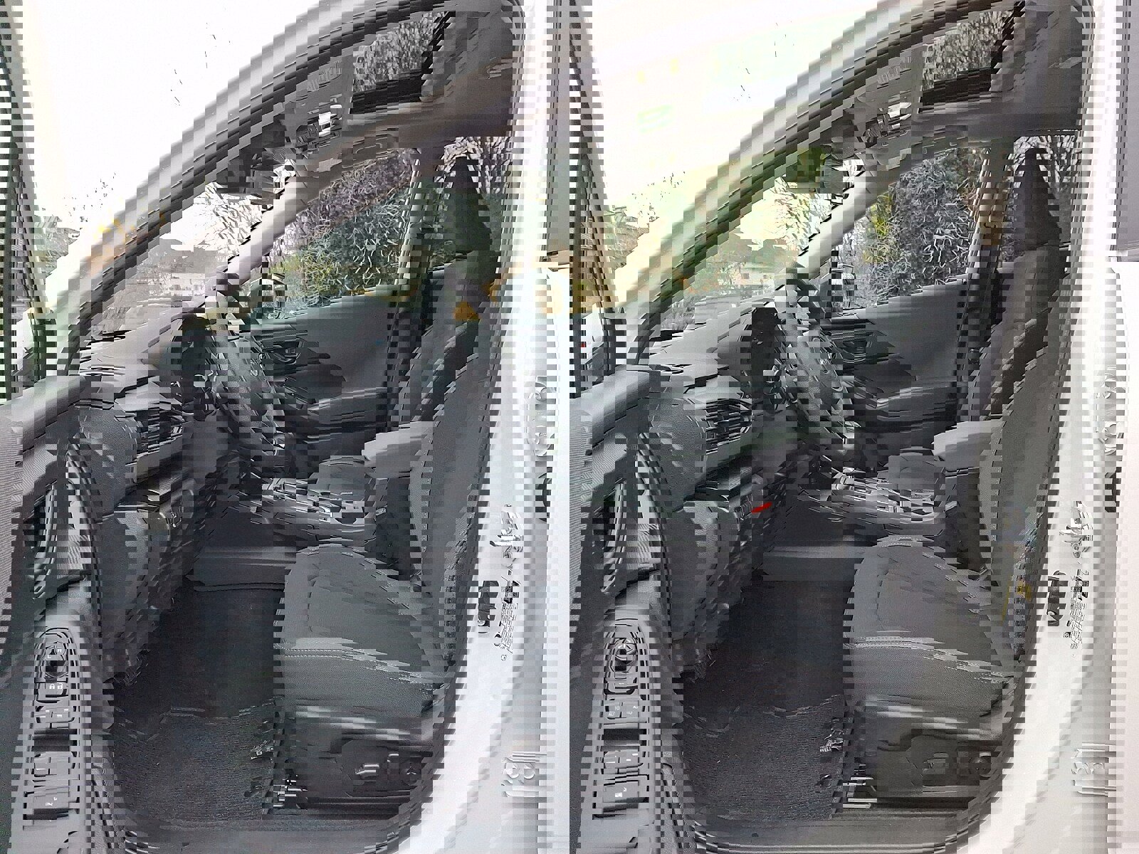 Certified 2025 Subaru Crosstrek 2.5i Premium image 13