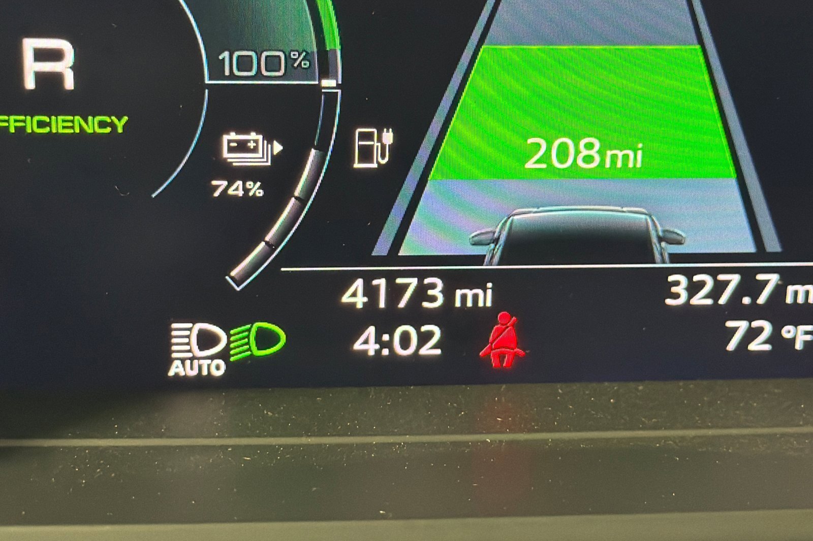 Used 2025 Audi Q4 e-tron Premium w/ Convenience Package image 24