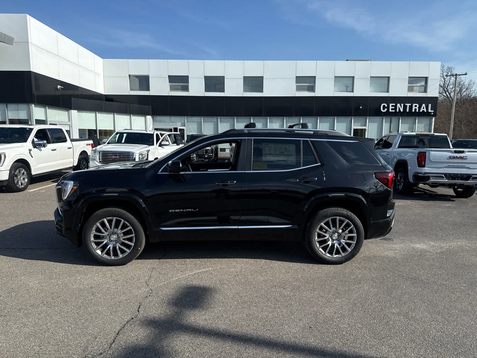 New 2026 GMC Terrain Denali w/ LPO, Floor Liner Package AWD/4WD image 2