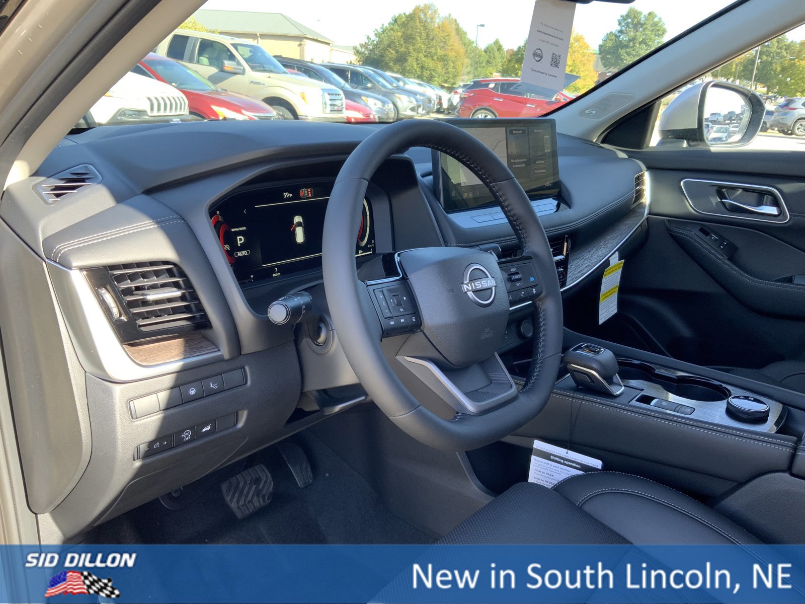 New 2026 Nissan Rogue Platinum w/ Platinum Premium Package image 6