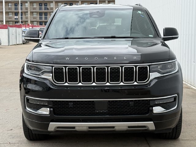 Used 2024 Jeep Wagoneer L Series II RWD image 7