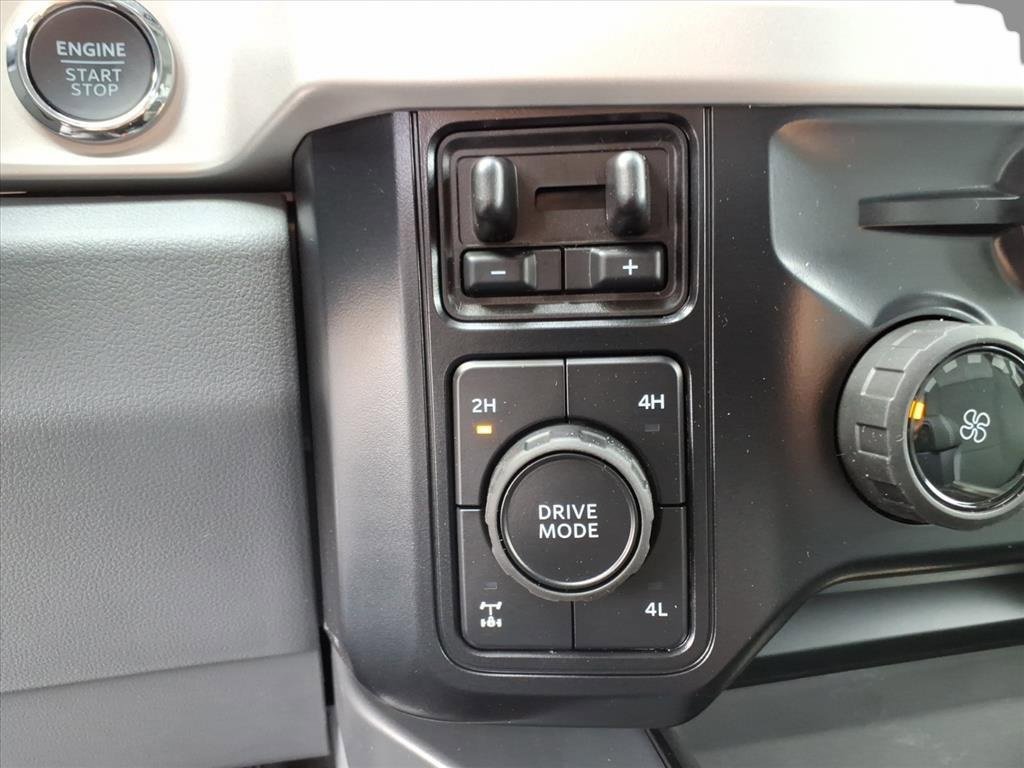 New 2026 Ford F350 XLT w/ XLT Premium Package image 25