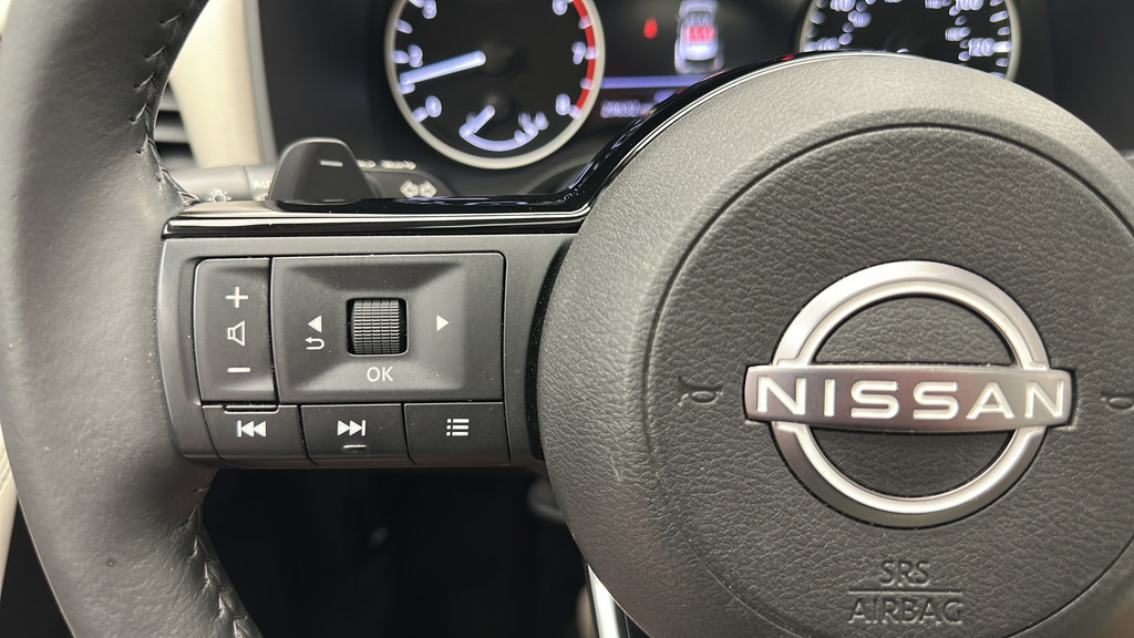 Used 2023 Nissan Rogue SL w/ SL Premium Package AWD/4WD image 18
