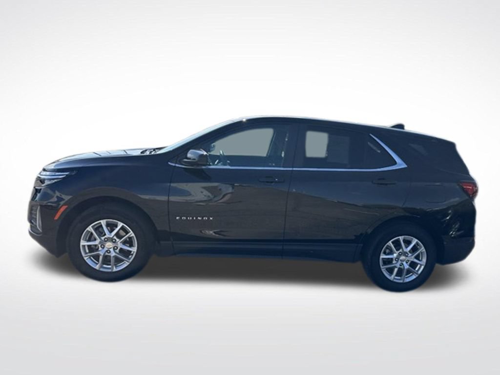 Used 2023 Chevrolet Equinox LT FWD image 2
