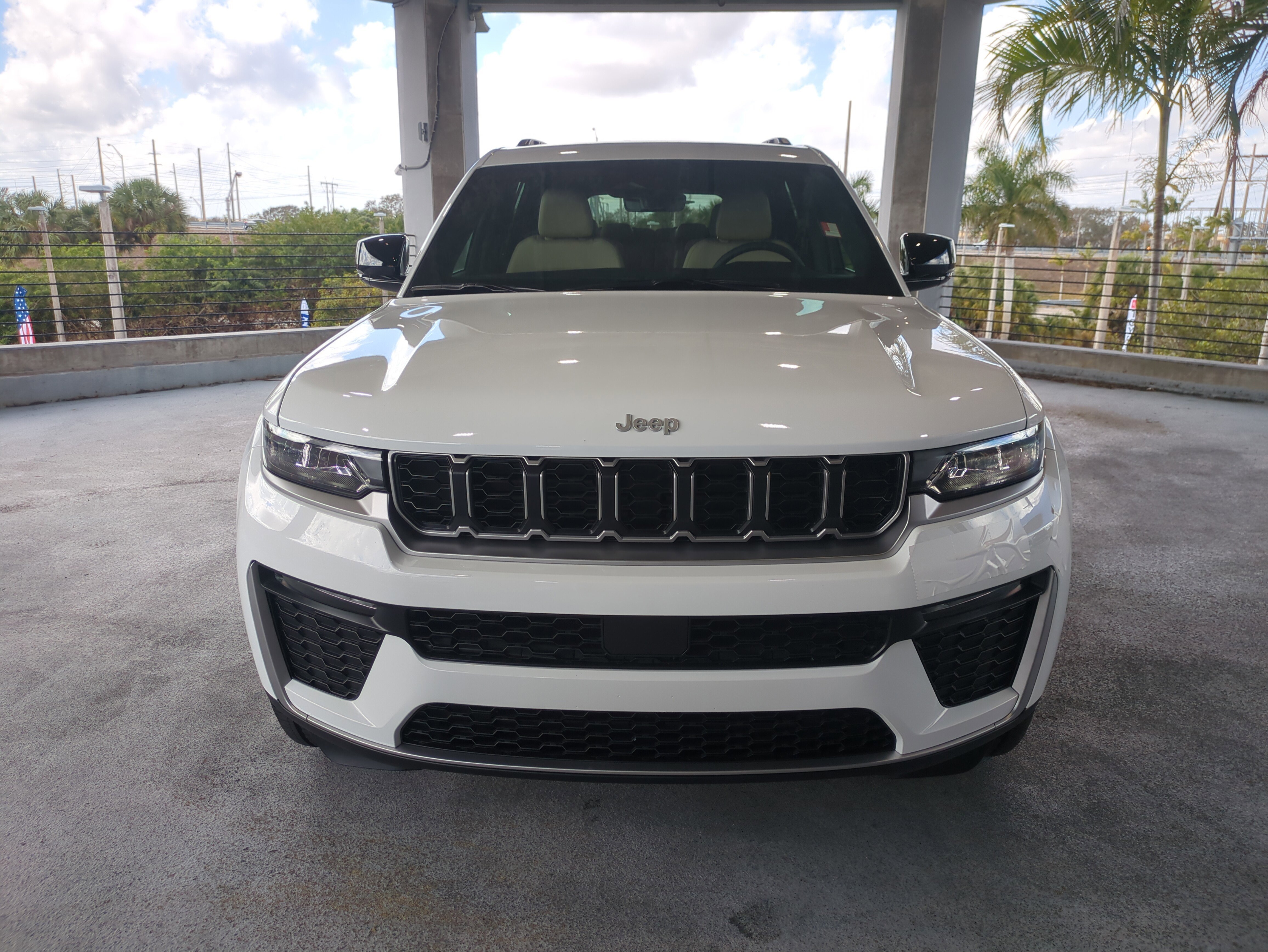 New 2026 Jeep Grand Cherokee L Limited RWD image 3