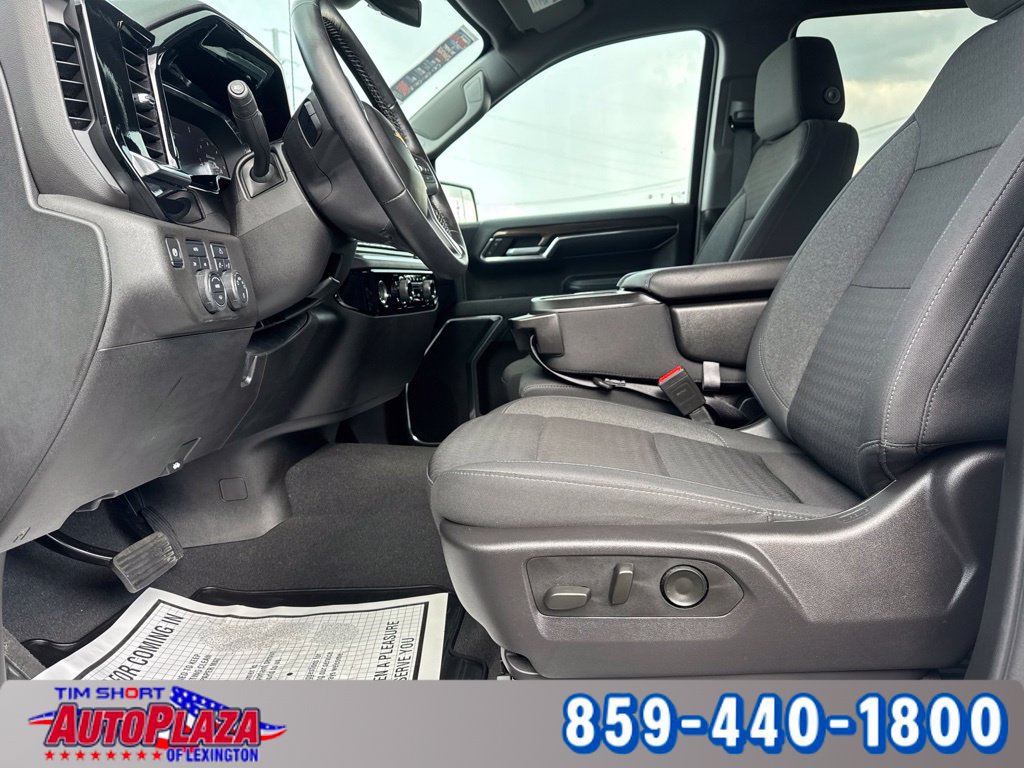 Used 2024 Chevrolet Silverado 1500 LT AWD/4WD image 36