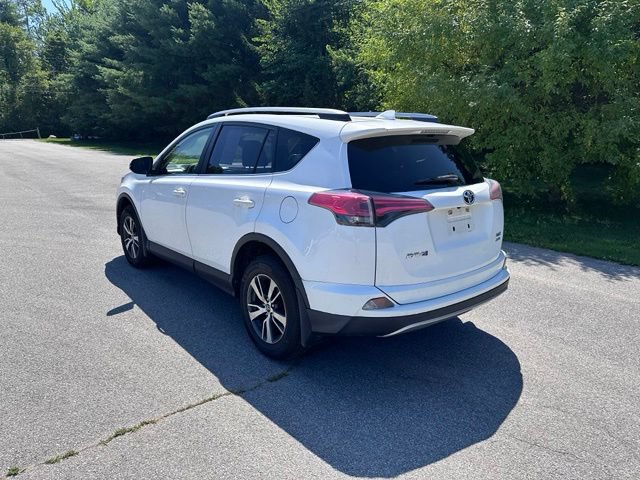 Used 2018 Toyota RAV4 XLE w/ Plus Extra Value Package AWD/4WD image 5